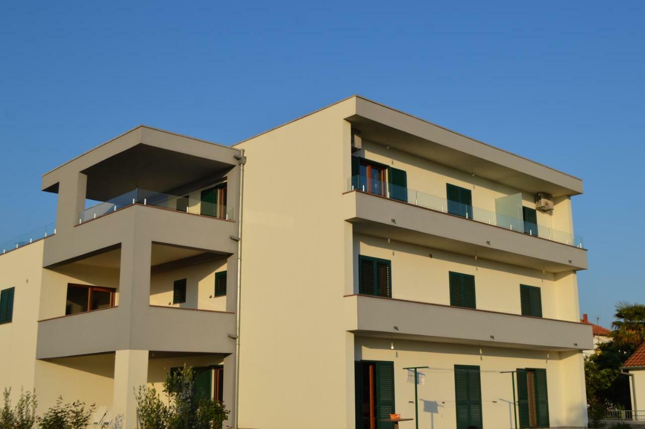 Apartmani Mila Sukošan Dış mekan fotoğraf