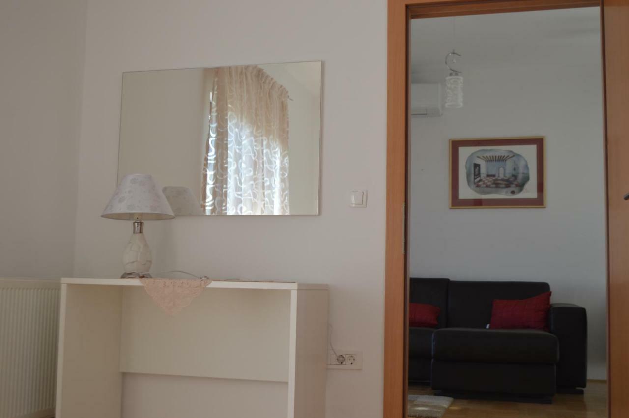 Apartmani Mila Sukošan Dış mekan fotoğraf