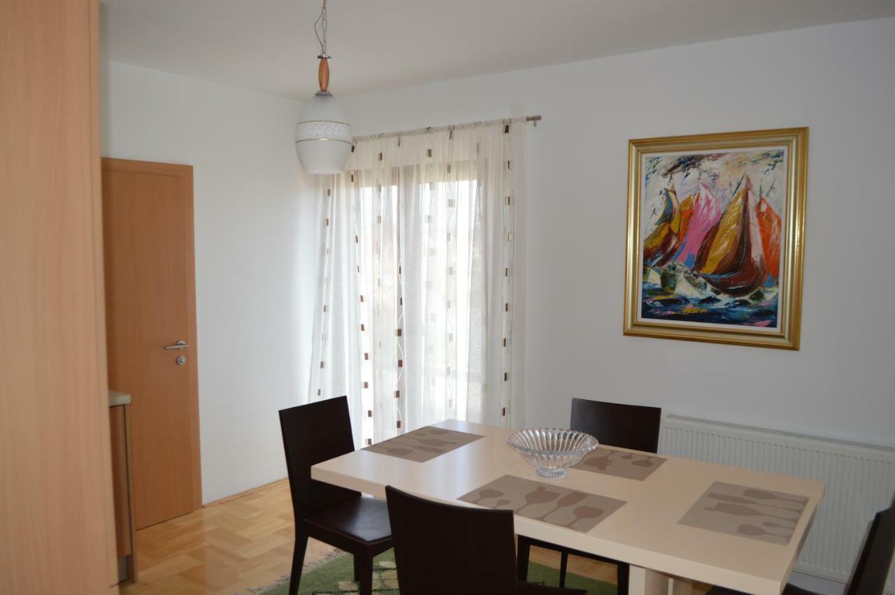 Apartmani Mila Sukošan Dış mekan fotoğraf