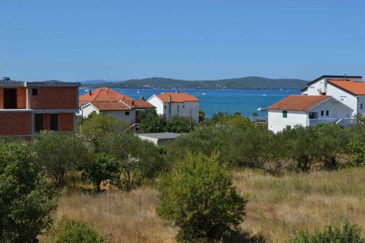 Apartmani Mila Sukošan Dış mekan fotoğraf